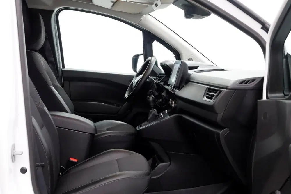 Renault Kangoo 1.3 TCe 130pk BENZINE Luxe L1 Airco uit 2022, foto 3