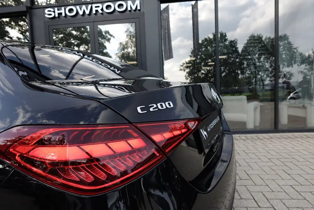 Mercedes-Benz C-Klasse 200 AMG Line PANO KEYLESS CAM uit 2022, foto 10