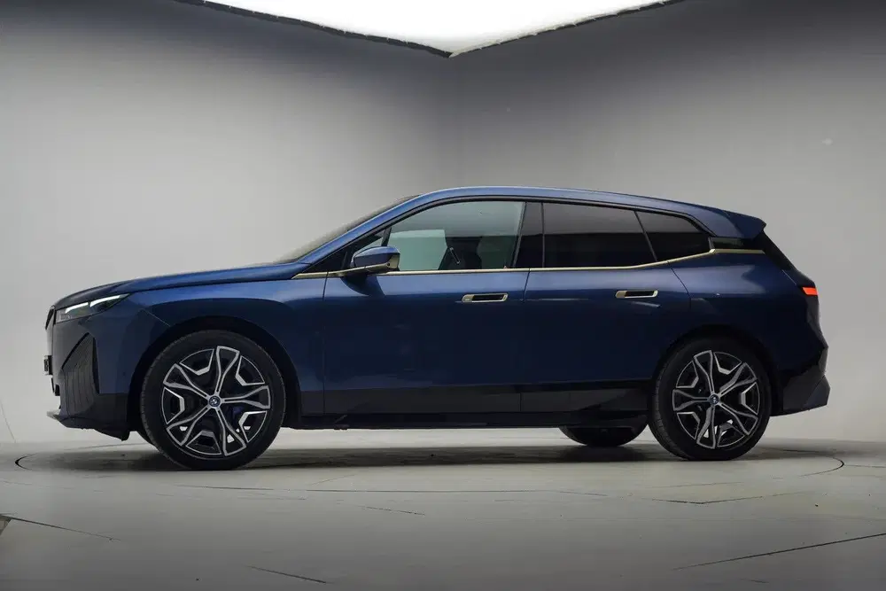BMW iX xDrive50 High Executive 112 kWh [ SoH 94 uit 2022, foto 2