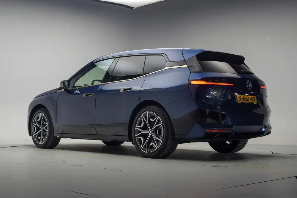 BMW iX xDrive50 High Executive 112 kWh [ SoH 94 uit 2022, foto 3