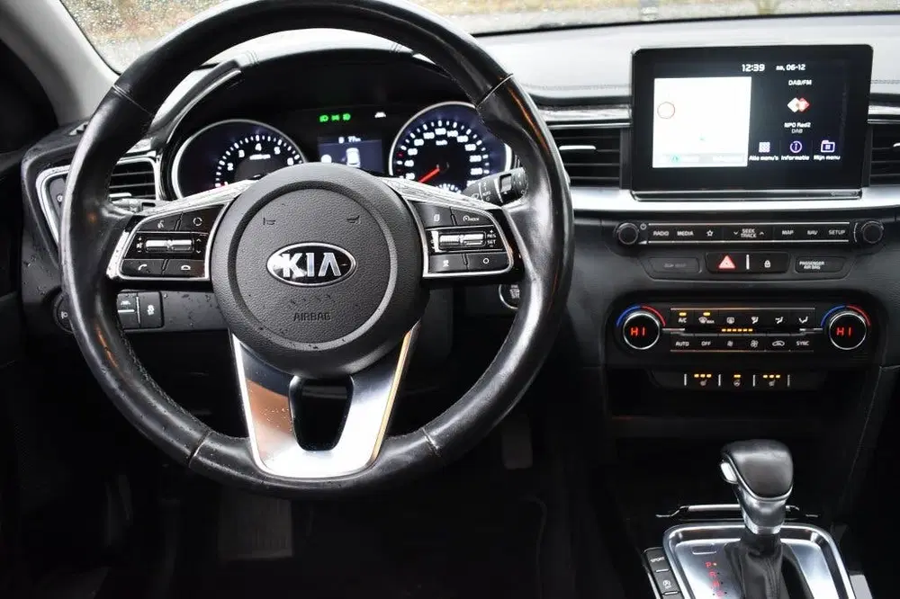 Kia Ceed 1.4 T-GDi Dynamic.PlusLine. NAVI CAMERA uit 2019, foto 11