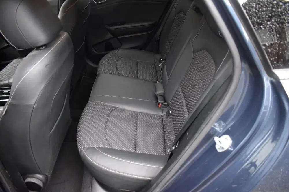 Kia Ceed 1.4 T-GDi Dynamic.PlusLine. NAVI CAMERA uit 2019, foto 13