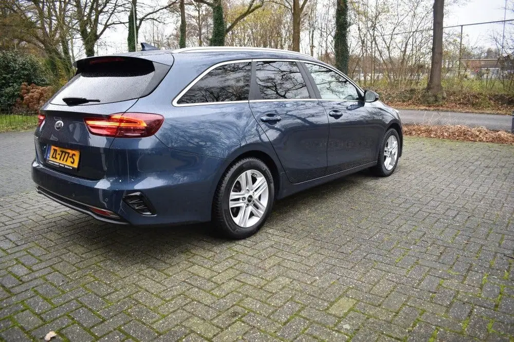 Kia Ceed 1.4 T-GDi Dynamic.PlusLine. NAVI CAMERA uit 2019, foto 6