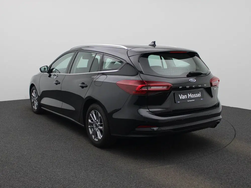 Ford Focus 1.0 EcoBoost Hybrid Titanium uit 2023, foto 2