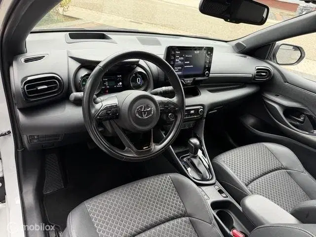 Toyota Yaris 1.5 Hybrid Launch Edit HUD PDC Keyless Gar uit 2021, foto 13