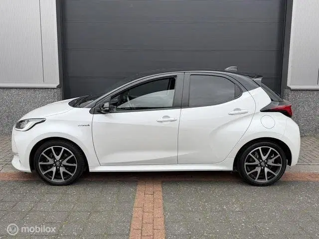 Toyota Yaris 1.5 Hybrid Launch Edit HUD PDC Keyless Gar uit 2021, foto 5