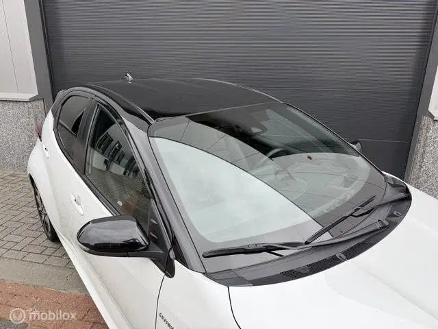 Toyota Yaris 1.5 Hybrid Launch Edit HUD PDC Keyless Gar uit 2021, foto 8
