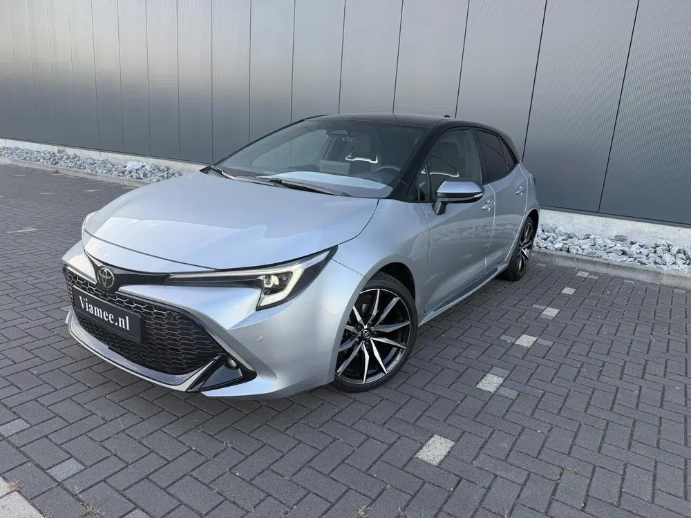 Toyota Corolla Hybrid 140 GR Sport uit 2025