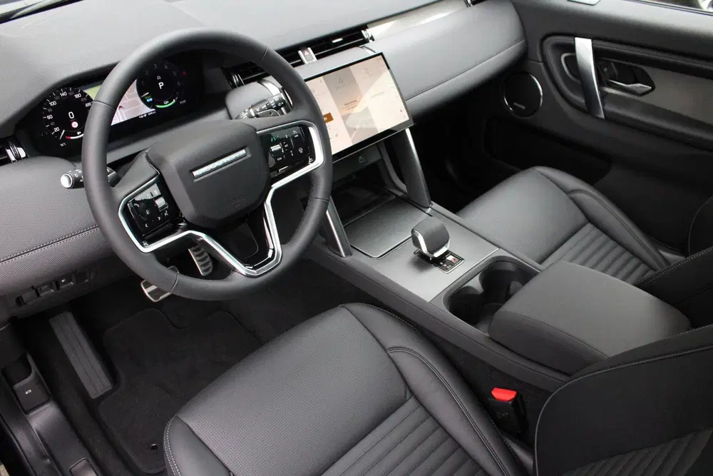 Land Rover Discovery Sport P270e Dynamic SE uit 2025, foto 3