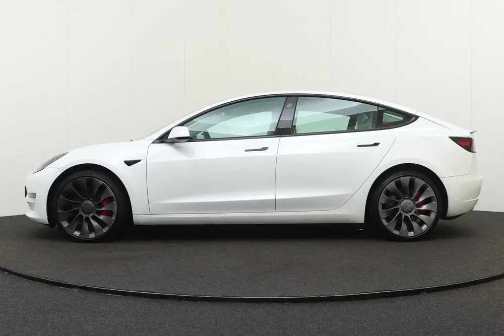 Tesla Model 3 Performance AWD 75 kWh (90% SOH) 463 PK 20 uit 2022, foto 5