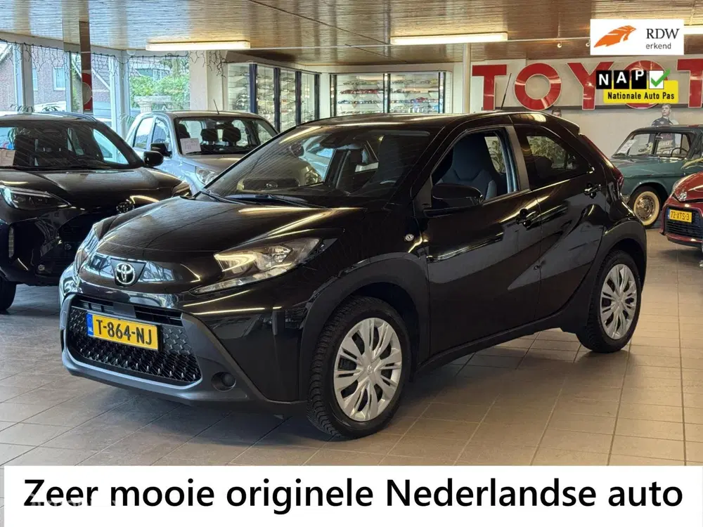 Toyota Aygo X 1.0 VVT-i MT Play Nederlandse auto. uit 2023