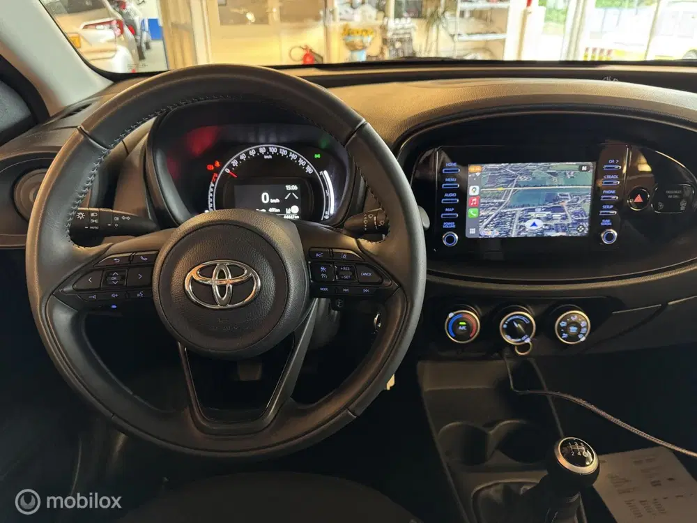 Toyota Aygo X 1.0 VVT-i MT Play Nederlandse auto. uit 2023, foto 11