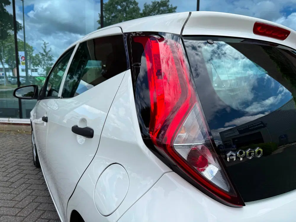 Toyota Aygo 1.0 VVT-i x-fun uit 2019, foto 4