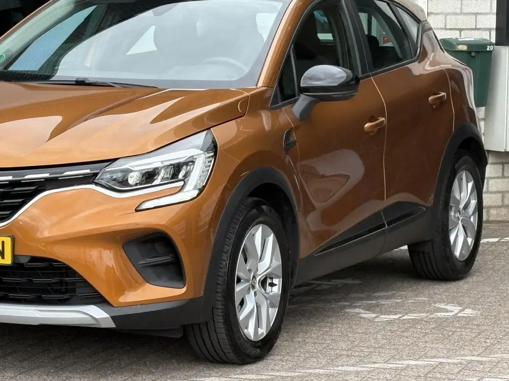 Renault Captur 1.3 TCe 130 Zen uit 2020, foto 4