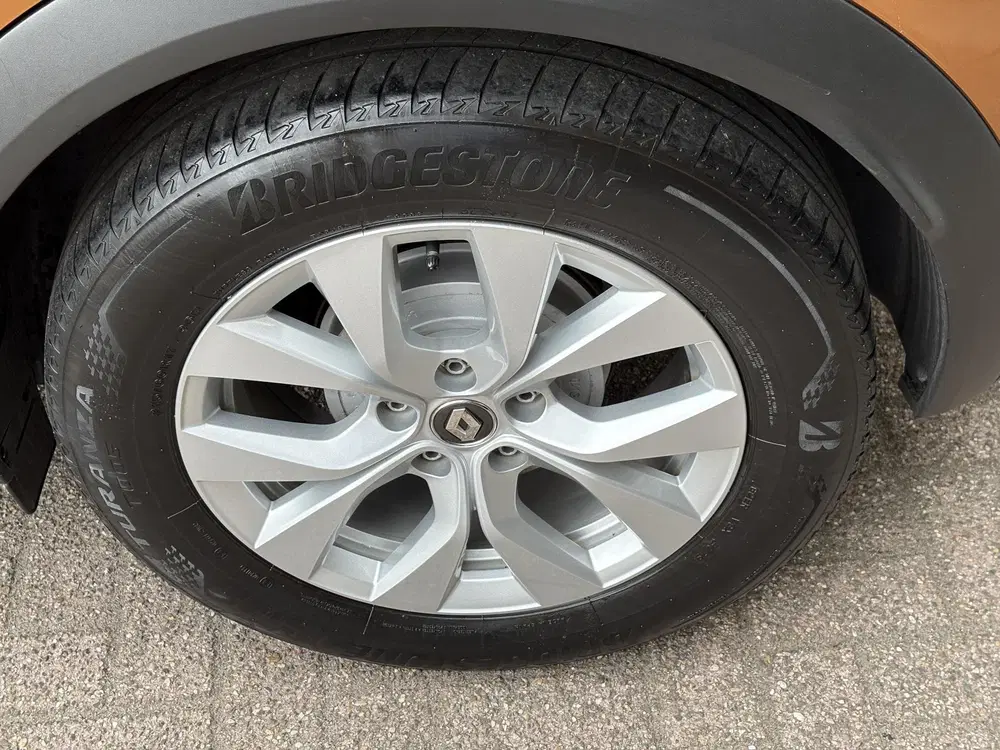 Renault Captur 1.3 TCe 130 Zen uit 2020, foto 6