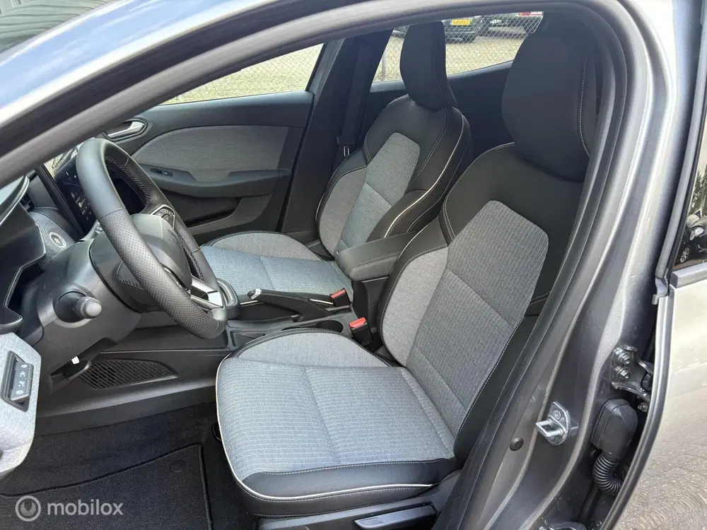 Renault Clio 1.6 E-Tech Full Hybrid 145 techno uit 2024, foto 10