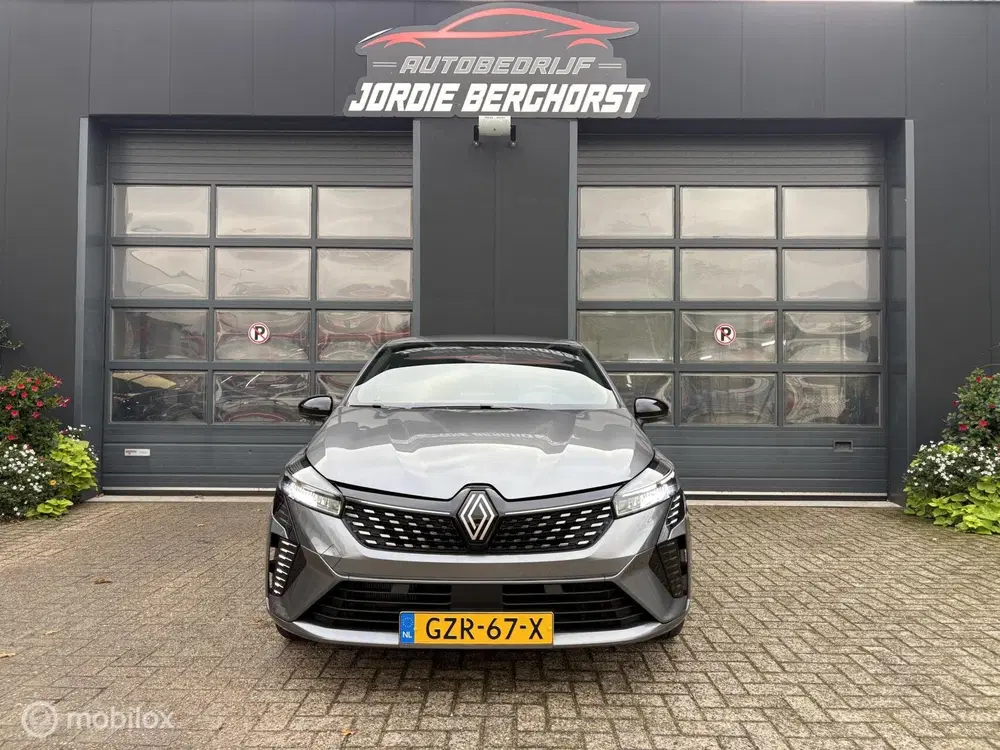 Renault Clio 1.6 E-Tech Full Hybrid 145 techno uit 2024, foto 2