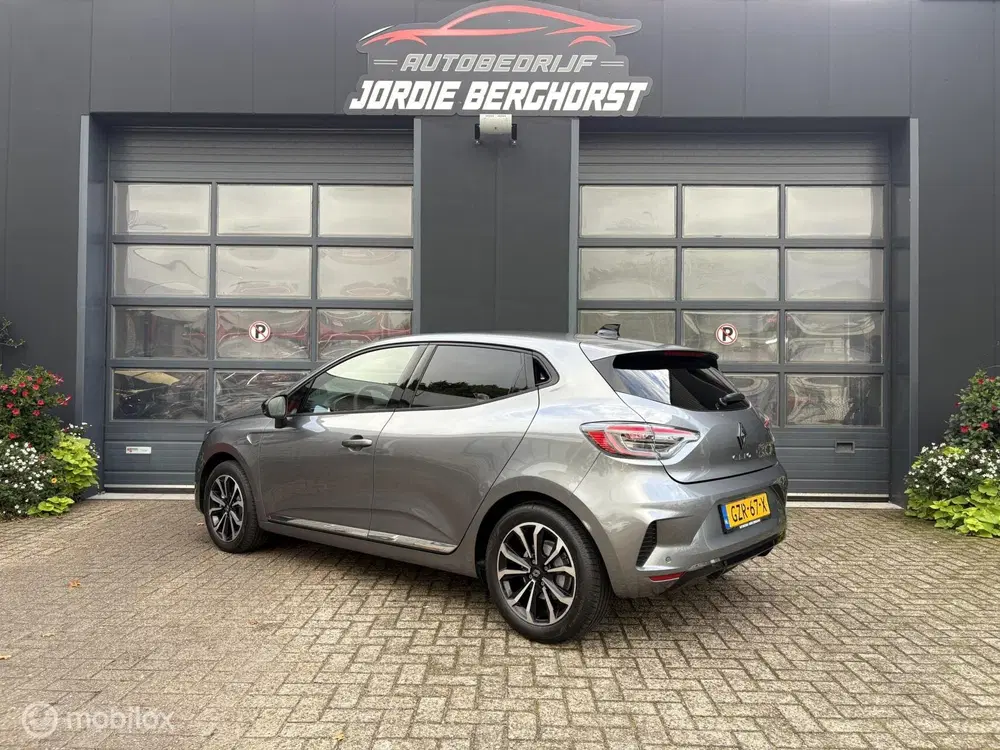Renault Clio 1.6 E-Tech Full Hybrid 145 techno uit 2024, foto 6