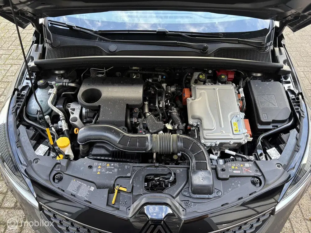Renault Clio 1.6 E-Tech Full Hybrid 145 techno uit 2024, foto 8