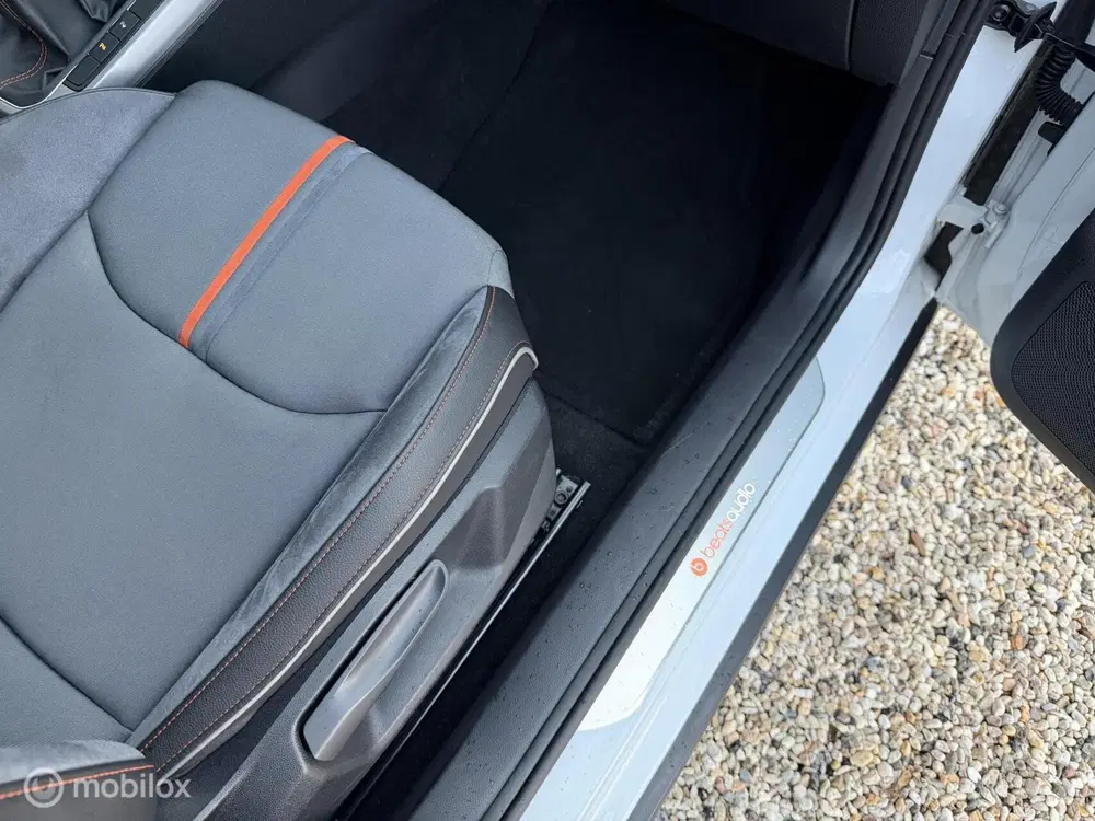 SEAT Arona 1.0 TSI Xcellence Beats Led Virtual Camera uit 2019, foto 8