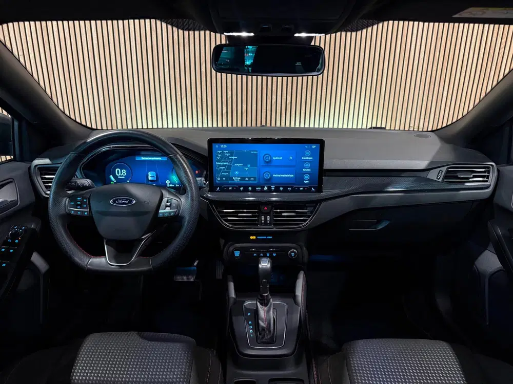 Ford Focus 1.0 EcoBoost Hybrid ST Line X uit 2024, foto 10