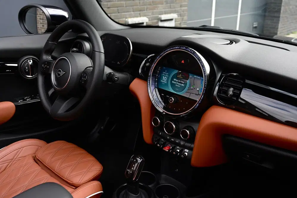 Mini Cabrio 1.5 Cooper MINI Yours Cabrio uit 2021, foto 6