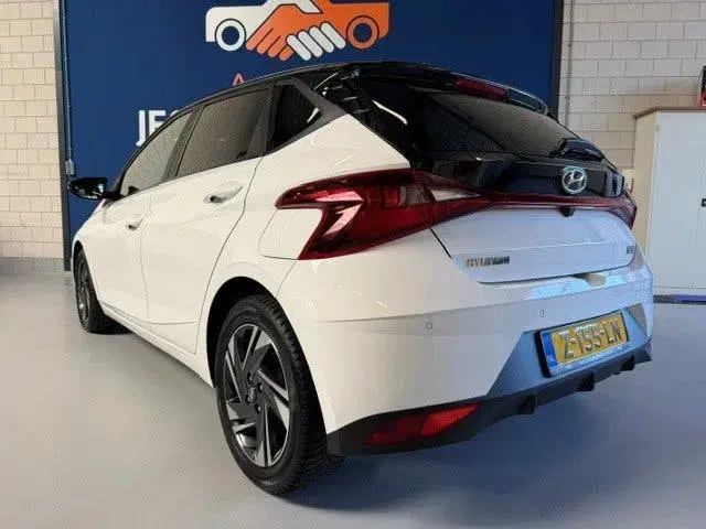 Hyundai i20 1.2 MPI Comfort uit 2020, foto 3