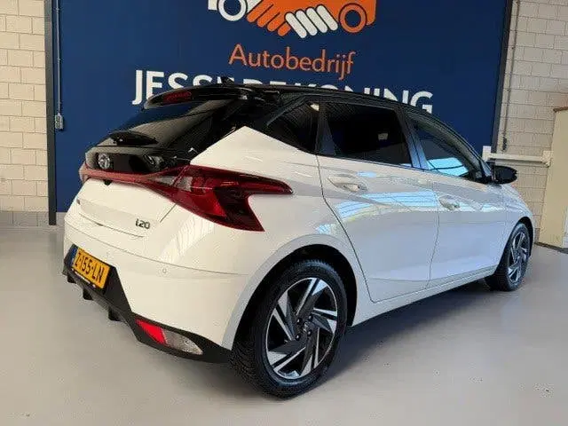 Hyundai i20 1.2 MPI Comfort uit 2020, foto 4