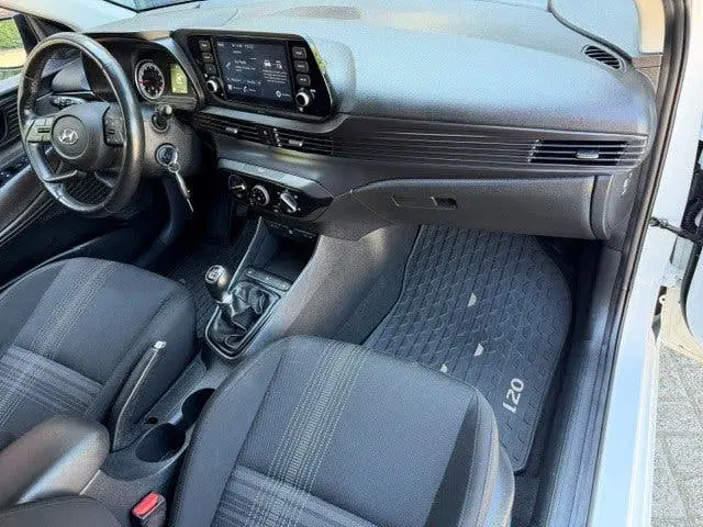 Hyundai i20 1.2 MPI Comfort uit 2020, foto 7