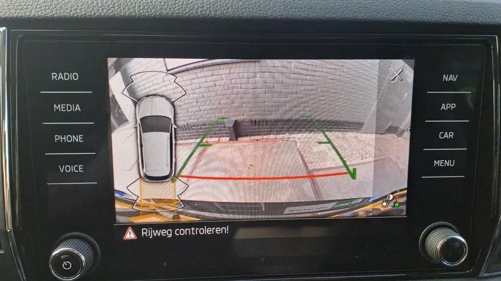 Skoda Karoq 1.5 TSI 150Pl busuness Edition uit 2023, foto 10