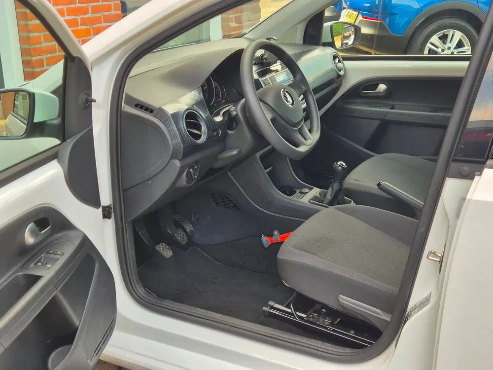 Volkswagen up! 1.0 65PK 5drs clima uit 2021, foto 8