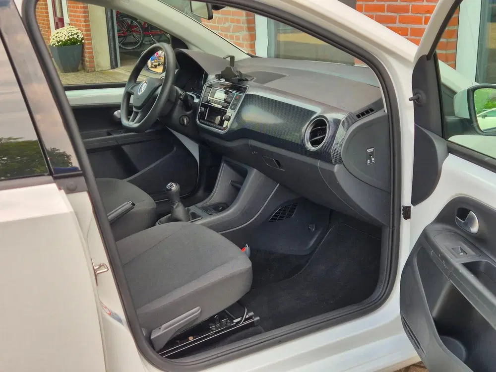 Volkswagen up! 1.0 65PK 5drs clima uit 2021, foto 9