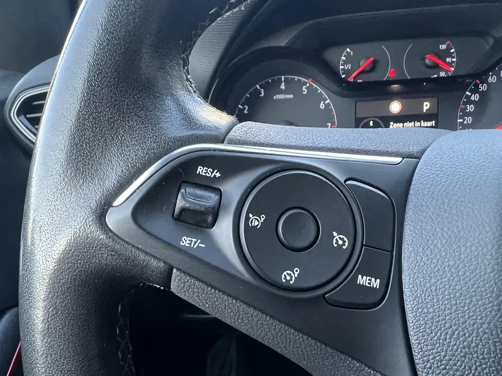 Opel Crossland 1.2 Turbo GS Line Automaat LM velgen Bluet uit 2021, foto 13