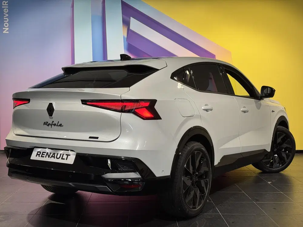 Renault Rafale 1.2 E-Tech full hybrid 200 esprit Alpine uit 2026, foto 2