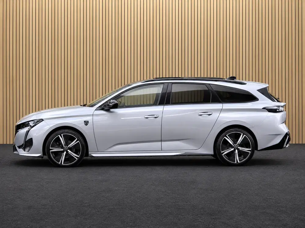 Peugeot 308 1.2 PT 130 AUTOMAAT GT ALCANTARA INTERIOR uit 2023, foto 7