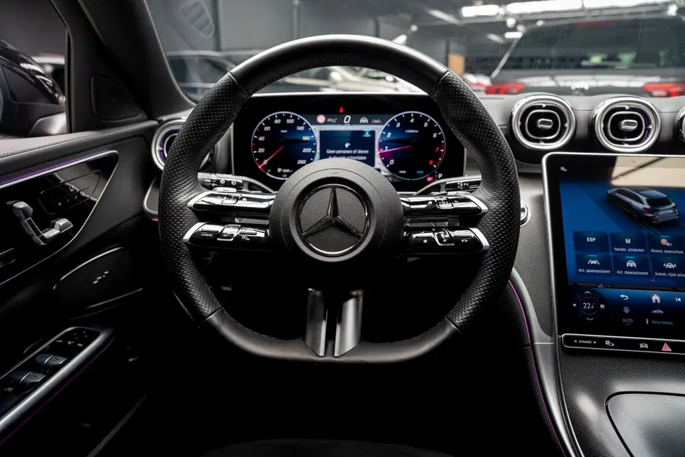 Mercedes-Benz C-Klasse 180 AMG Line Panodak Leer 360 uit 2024, foto 14