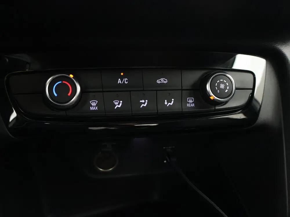 Opel Corsa 1.2 LEVEL 2 + CAMERA uit 2023, foto 15