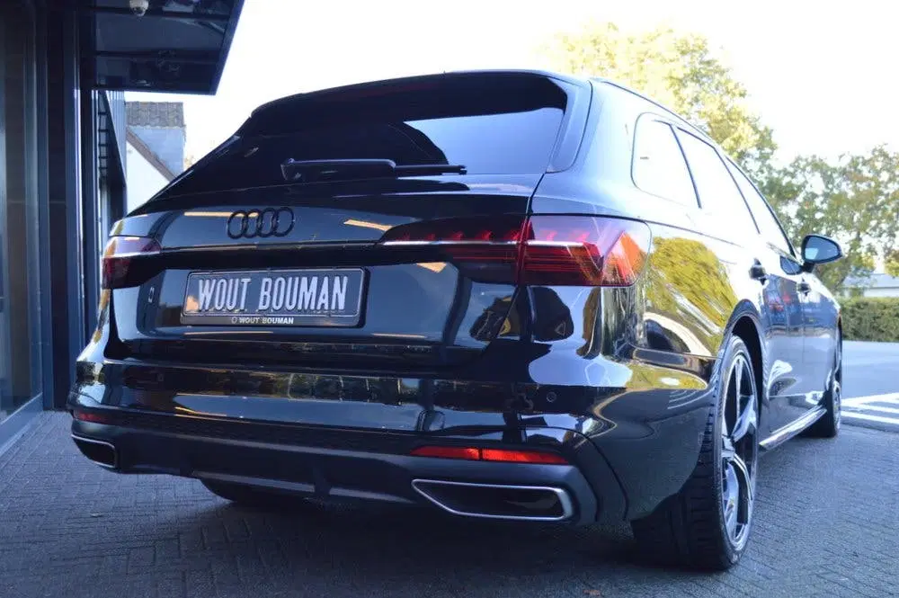 Audi A4 35 TFSI S-Line Led Massage CarPlay Pdc uit 2021, foto 5