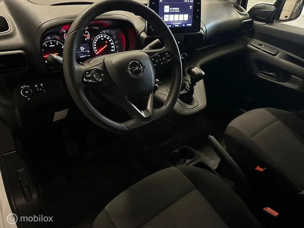Opel Combo 1.2 PureTech 110 S&S L2 uit 2021, foto 8