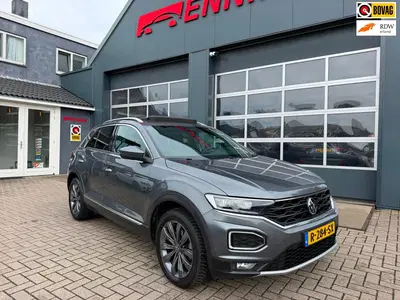 Volkswagen T-Roc 1.5 TSI Sport Business R-Line uit 2022