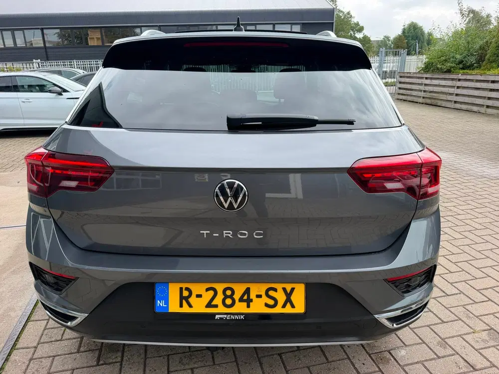 Volkswagen T-Roc 1.5 TSI Sport Business R-Line uit 2022, foto 11