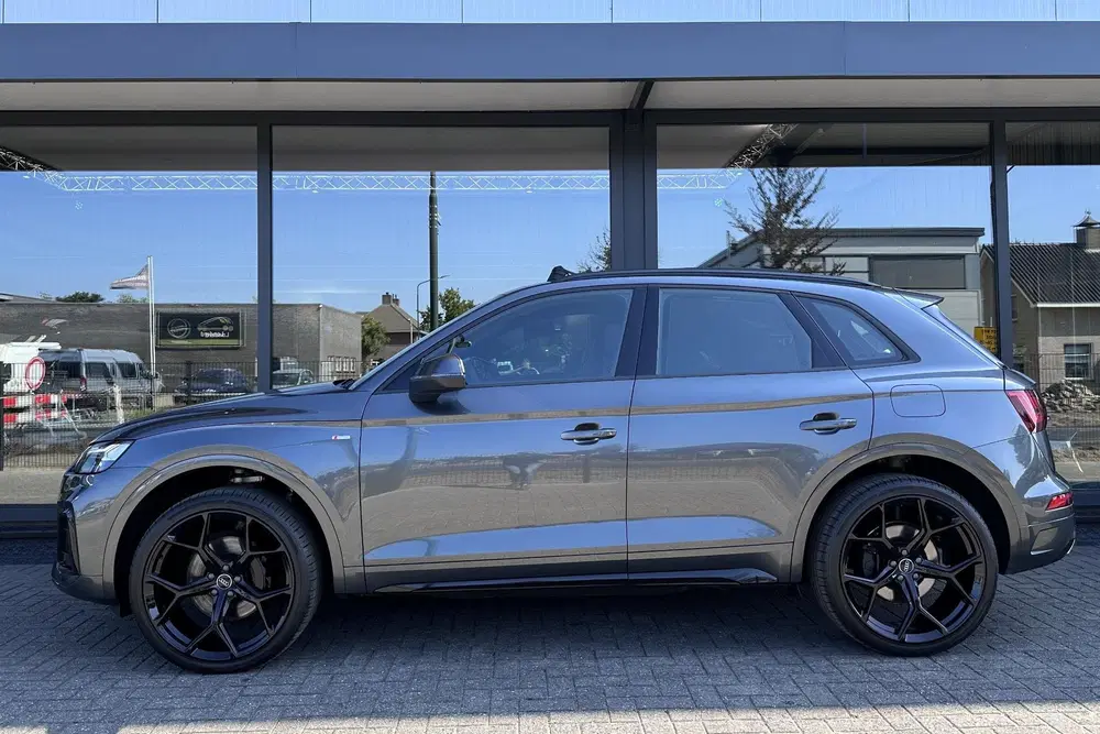 Audi Q5 55 TFSIe S-Line Pano RS Leder Massage HuD uit 2023, foto 5