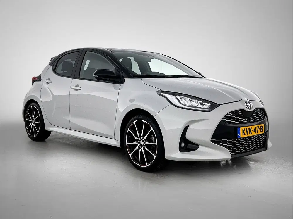 Toyota Yaris 1.5 Hybrid GR Sport Limited uit 2022, foto 12