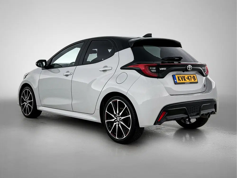 Toyota Yaris 1.5 Hybrid GR Sport Limited uit 2022, foto 13
