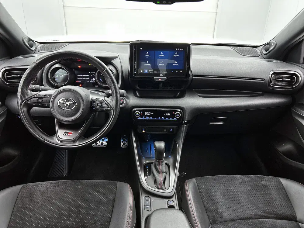 Toyota Yaris 1.5 Hybrid GR Sport Limited uit 2022, foto 4