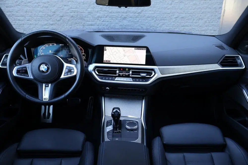 BMW 3-serie 330e (292pk) M340I Look Laser uit 2021, foto 4