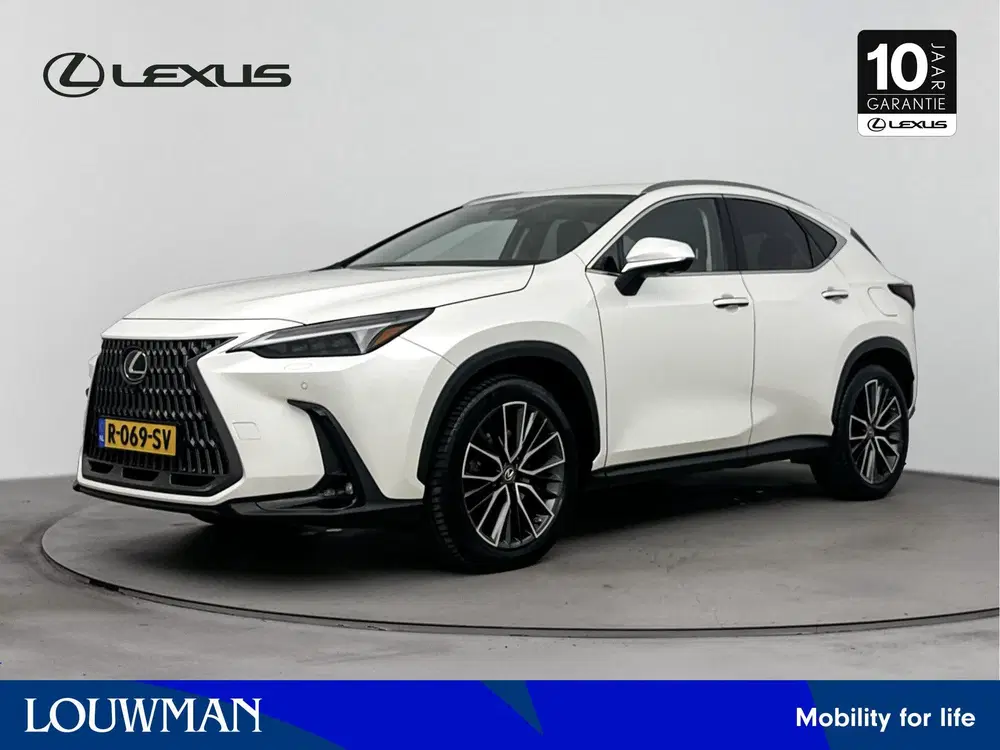 Lexus NX 450h+ AWD Executive Line uit 2022