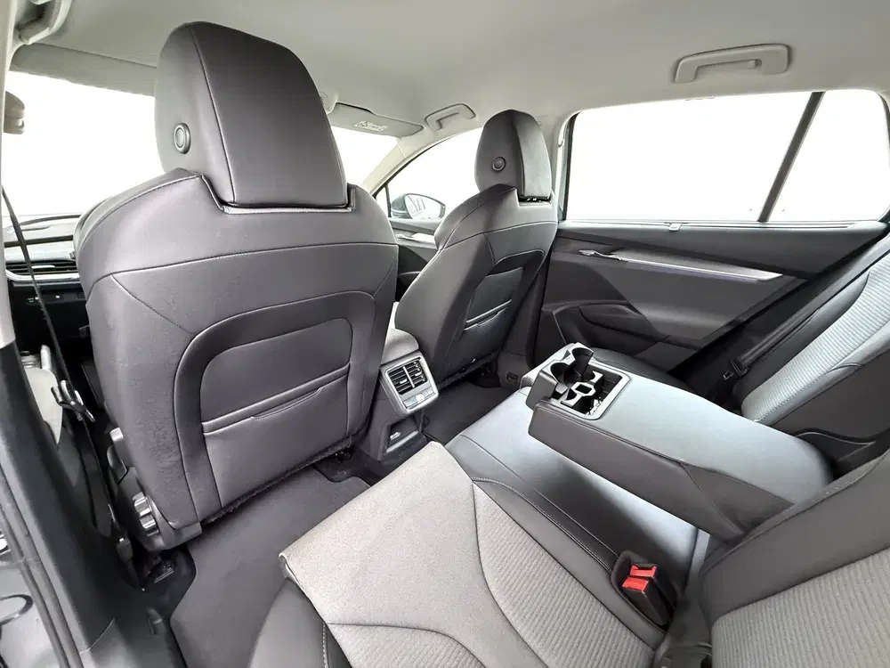 Skoda Enyaq 80 204PK Trekhaak Warmtepomp Stuur+Stoelve uit 2021, foto 11