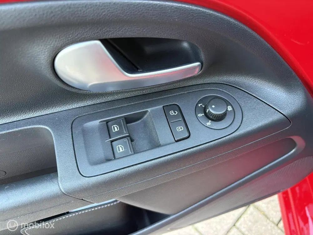 Volkswagen up! 1.0 BMT high up AUTOMAAT uit 2019, foto 15
