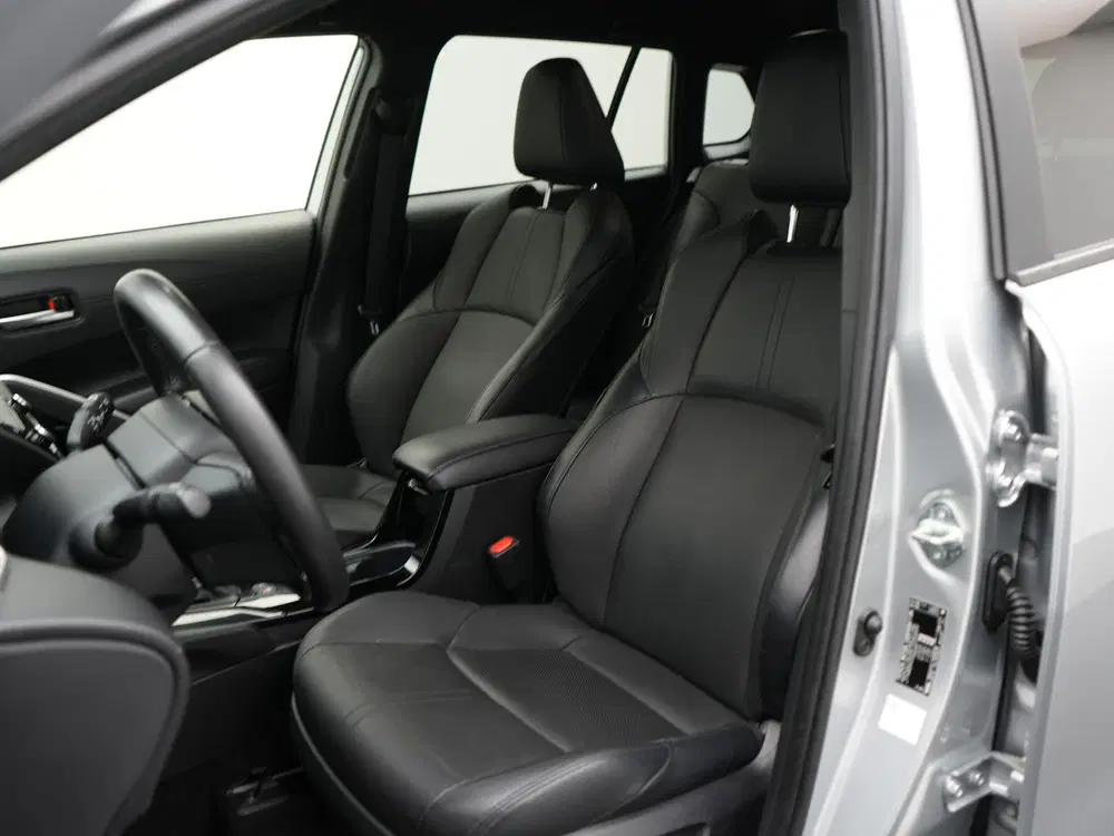 Toyota Corolla Cross 200 Hybrid Executive uit 2022, foto 8